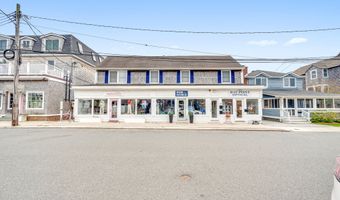 41 A Mount St, Bay Head, NJ 08742