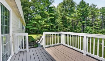 8 Charlotte Dr, Andover, MA 01810