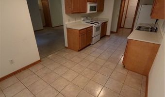 1437 Waters Edge Dr, Akron, OH 44313