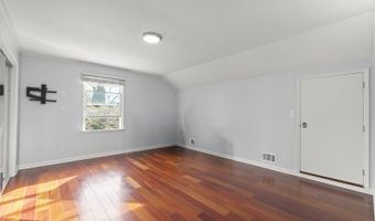279 Nathan Ct, Aberdeen Twp., NJ 07721