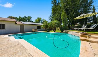 10432 W Avalon Dr, Avondale, AZ 85392