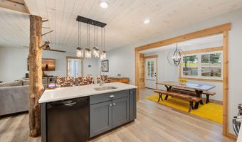800 Reynolds Bridge Rd, Benton, TN 37307