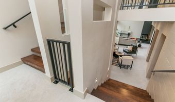 8830 NW 35th St, Ankeny, IA 50023