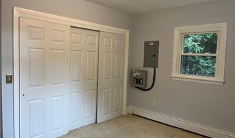 10 Cavalier Rd, Narragansett, RI 02882