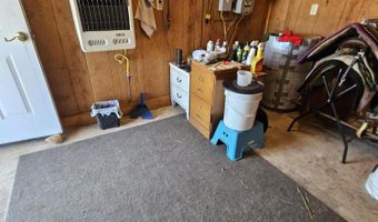 16427 Farm Road 2007, Aurora, MO 65605