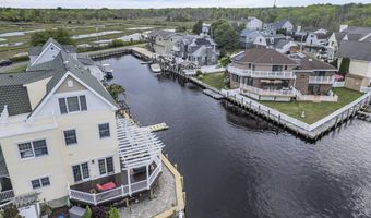 221 Magnolia Dr, Bayville, NJ 08721