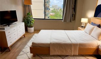 444 Niu St 815, Honolulu, HI 96815