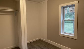 702 N Grafton Ave, Alma, MI 48801