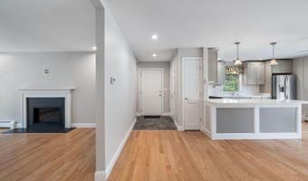 4 Highview Ter, Belfast, ME 04915