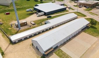 301 Old Dubuque Rd, Anamosa, IA 52205