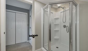 17 Croto Ln, Albany, NH 03818