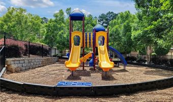 2121 Greencrest Cir, Alpharetta, GA 30004