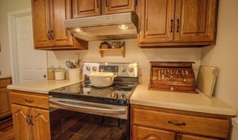 1612 MOUNTAIN OAK Dr, Anniston, AL 36206