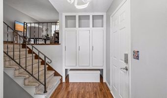 880 Whitney Dr, Apple Valley, MN 55124