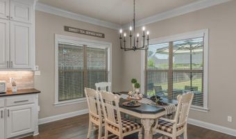 510 Linden Cir, Benton, LA 71006