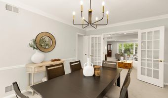 7822 MOORLAND Ln, Bethesda, MD 20814