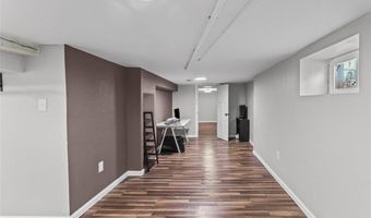 818 Spruce St, Alton, IL 62002