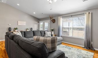 218 Little Man Dr, Boiling Springs, SC 29316