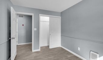 91 Highland Dr, Barnegat, NJ 08005