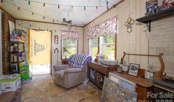 1424 Bear Creek Rd, Bakersville, NC 28705