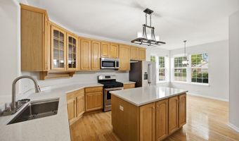 23 Brixton Ct, Algonquin, IL 60102