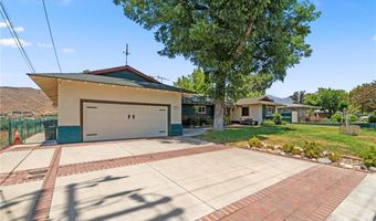 33708 Washington Dr, Yucaipa, CA 92399