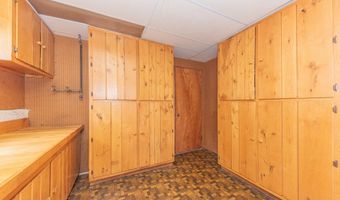 2707 Brandywine Dr, Ann Arbor, MI 48104