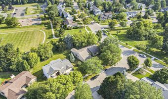 572 Trego Cir, Ann Arbor, MI 48103