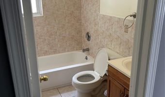 42 Benburb St, Amityville, NY 11701
