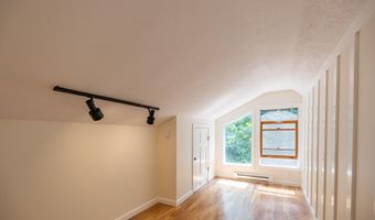 648 Beech Hill Rd, Auburn, ME 04210