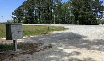 127 Crystal Ln, Autryville, NC 28318