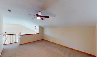 7427 Oak Knoll Dr, Indianapolis, IN 46217