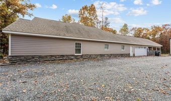 2132 Sunbeam Ct, Asheboro, NC 27205