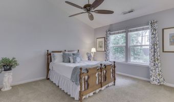 1314 Summerhouse Dr, Indianapolis, IN 46217