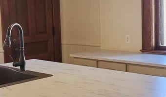 1003 N APPLETON St, Appleton, WI 54911