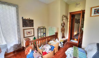 815 S 358th St, Avoca, NE 68307