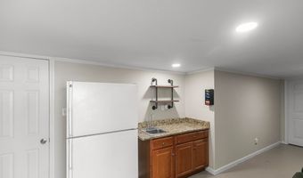 1033 Lakeview St, Abbeville, AL 36310