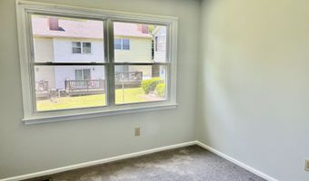 25 Padanaram Rd 77, Danbury, CT 06811