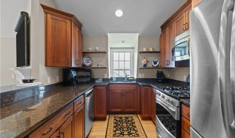 30 Brewer St 3, Newport, RI 02840
