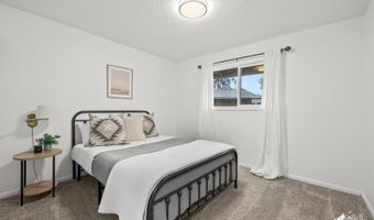 6860 Burlwood Dr, Anchorage, AK 99507