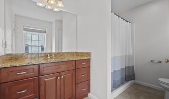 6 Mystique Ln 6, Cromwell, CT 06416