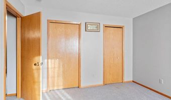 8475 Corcoran Path 9, Inver Grove Heights, MN 55076