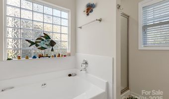 41 Sunview Cir, Arden, NC 28704
