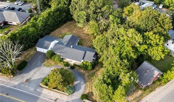 1189 Atwood Ave, Johnston, RI 02919