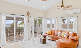 49-797 Kamehameha Hwy, Kaaawa, HI 96730