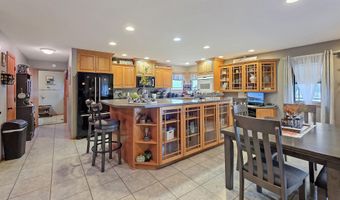 17431 300Th St, Aplington, IA 50604