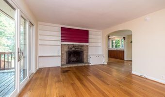 1901 ACORN Ln, Abington, PA 19001