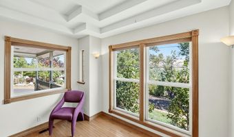 185 Almond St, Ashland, OR 97520