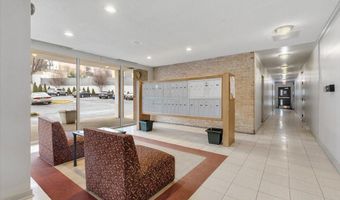 4520 KING St 601, Alexandria, VA 22302