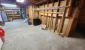94 Cassie St, Barre, VT 05641